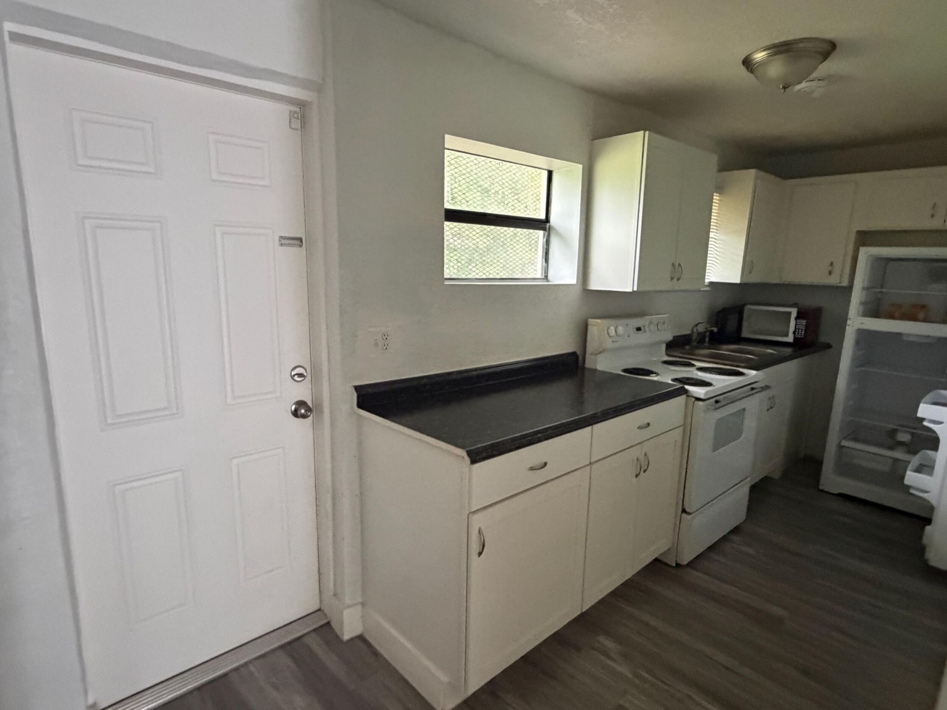 422 NW 7th Terrace, Fort Lauderdale, FL 33311 Photo