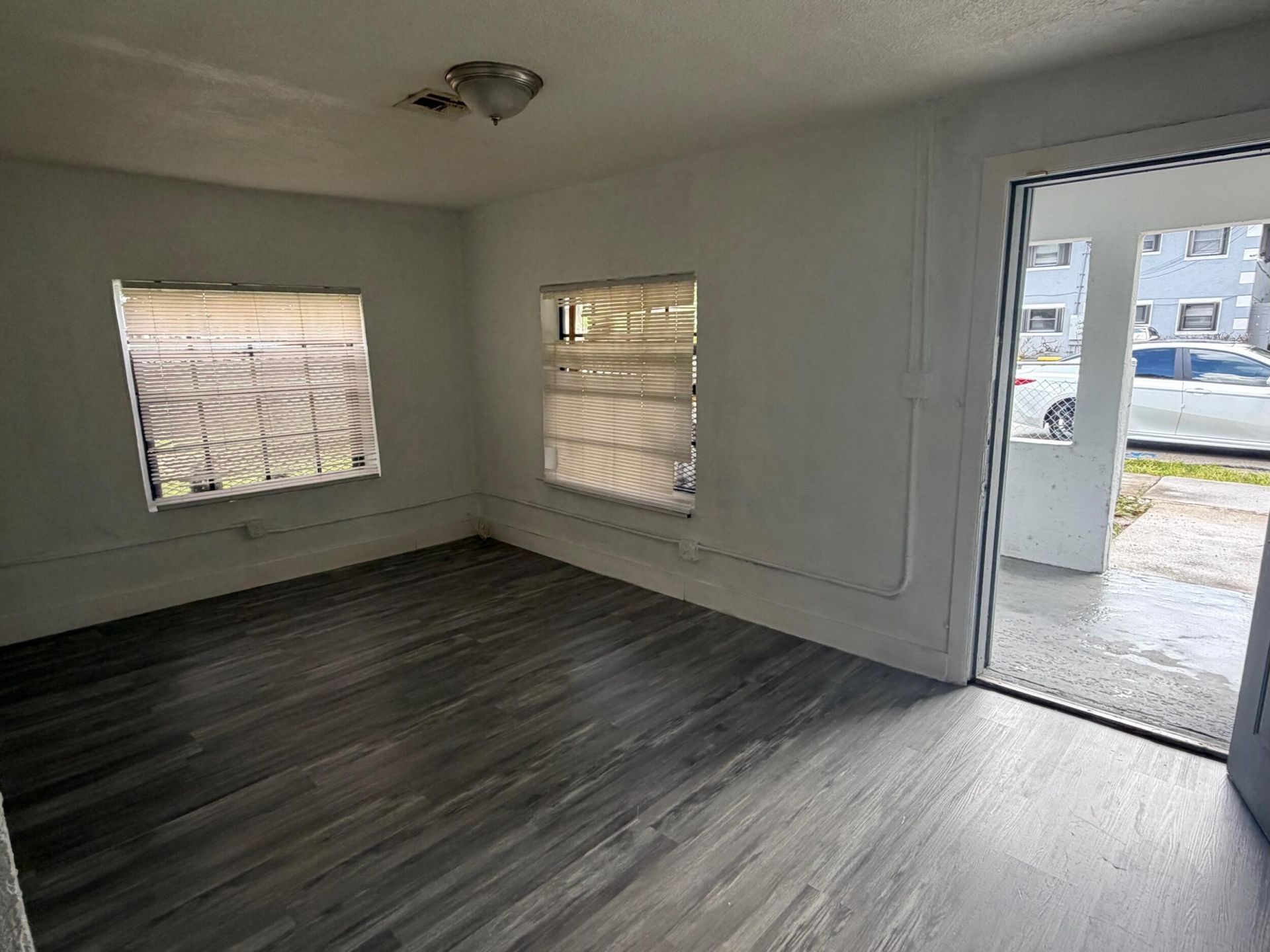 422 NW 7th Terrace, Fort Lauderdale, FL 33311 Photo