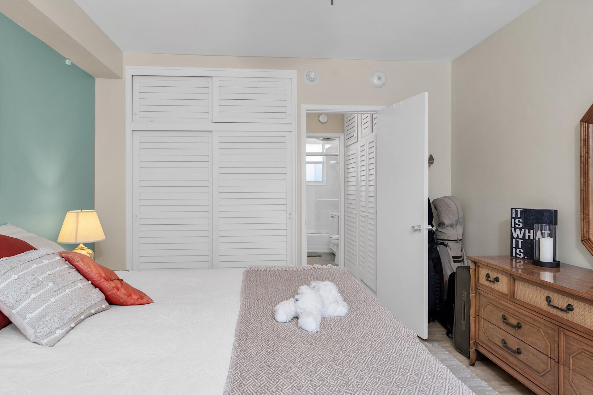 1920 S Ocean Drive, Unit 408, Fort Lauderdale, FL 33316 Photo