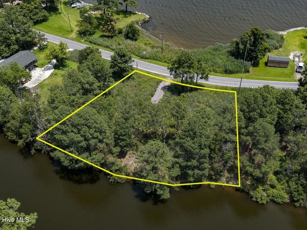 767-768 Driftwood Drive , Elizabeth City, NC 27909