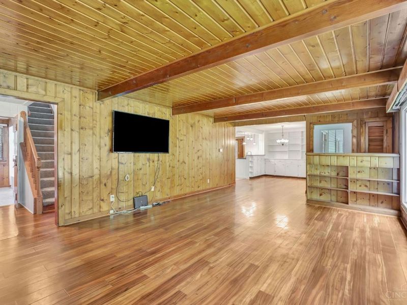 887 Oxford Middletown Road, Milford Township, OH 45013 Photo 7