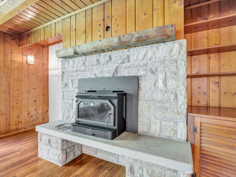 887 Oxford Middletown Road, Milford Township, OH 45013 Photo 8