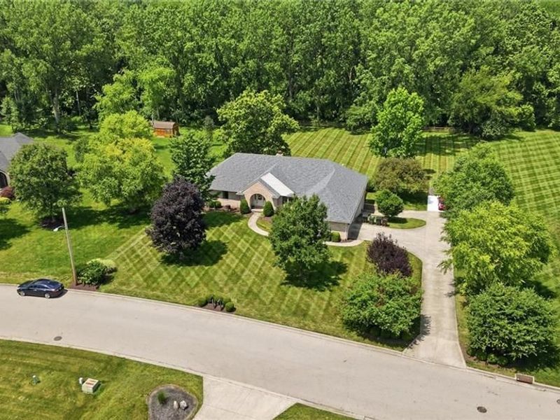1465 Meadowlands Drive, Fairborn, OH 45324 Photo 2