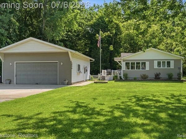 3850 State Road, Fort Gratiot Twp, MI 48059