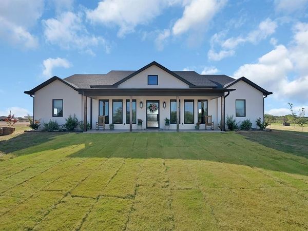 9855 S US Highway 377, Dublin, TX 76446