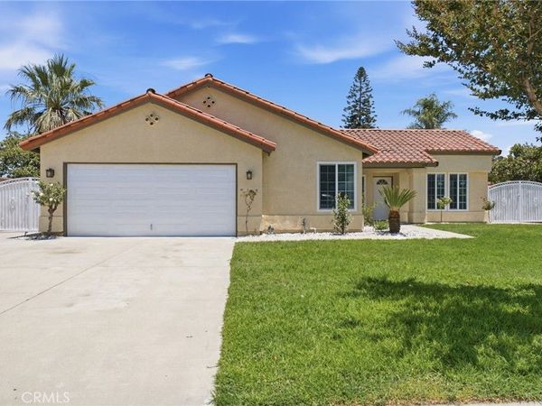 1157 S Vine, Bloomington, CA 92316
