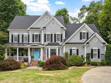 121 Hayworth Drive, Chapel Hill, NC 27517