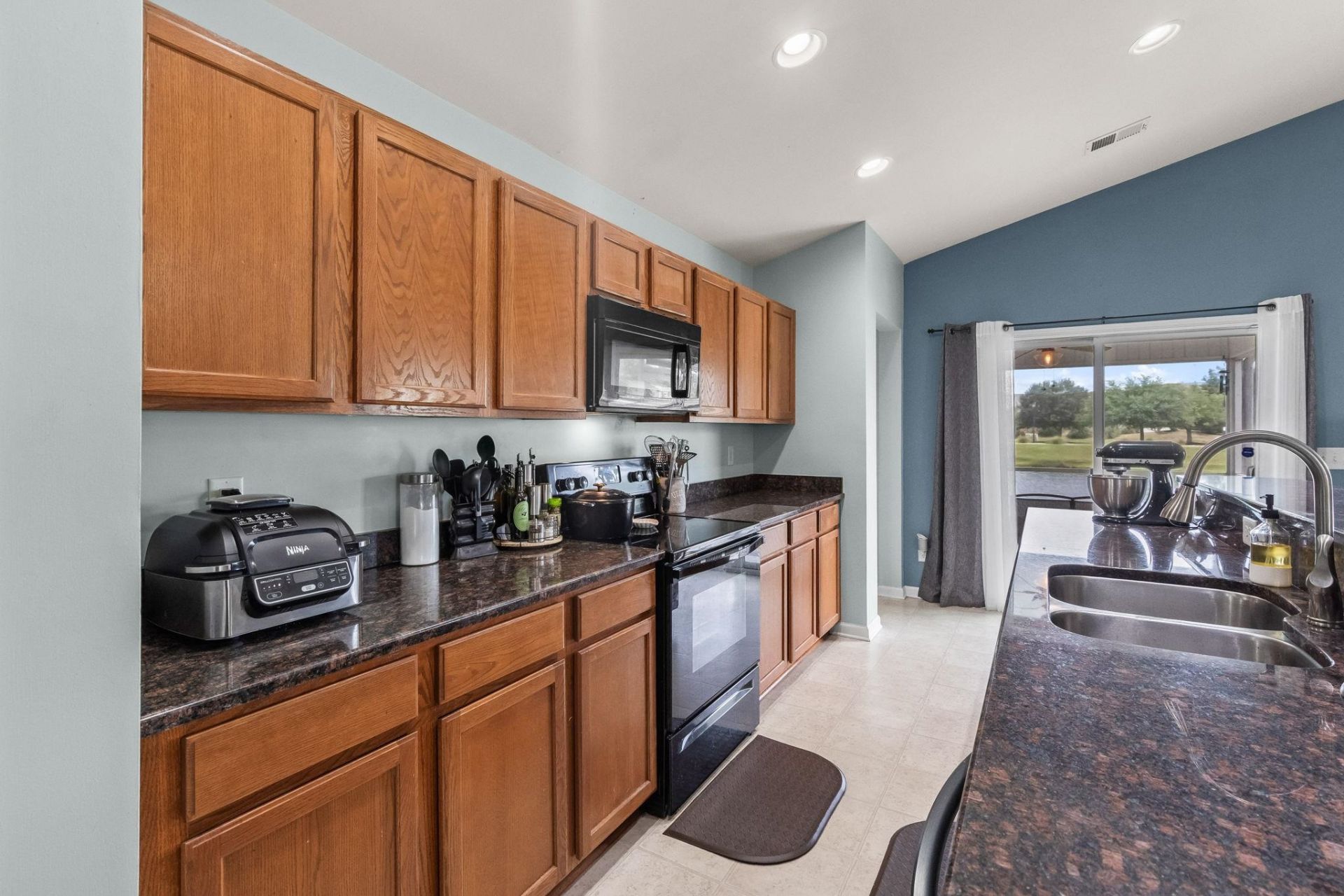 929 Bonita Loop  Photo 17