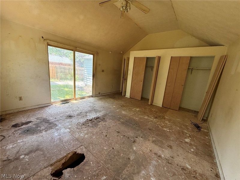 579 Helper Drive, Bedford, OH 44146 Photo 5