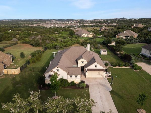 273 Ranch Ridge DR, Dripping Springs, TX 78620