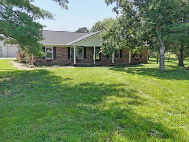 861 College Hill Road, Waco, KY 40385