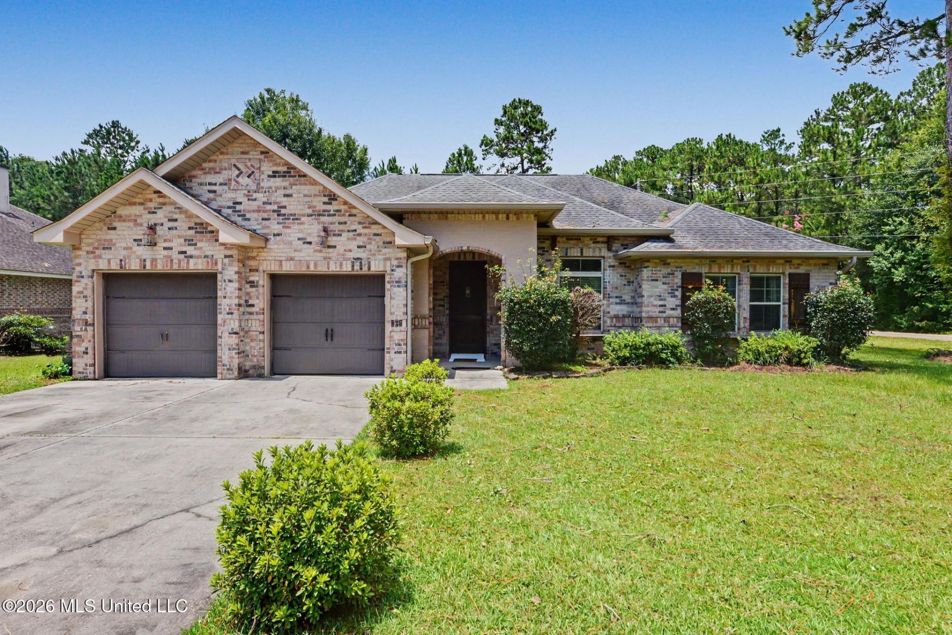 1800 Little Bend Place, Gautier, MS 39553 Main Photo