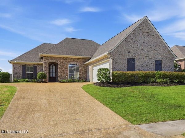 358 Emerald Way, Brandon, MS 39047