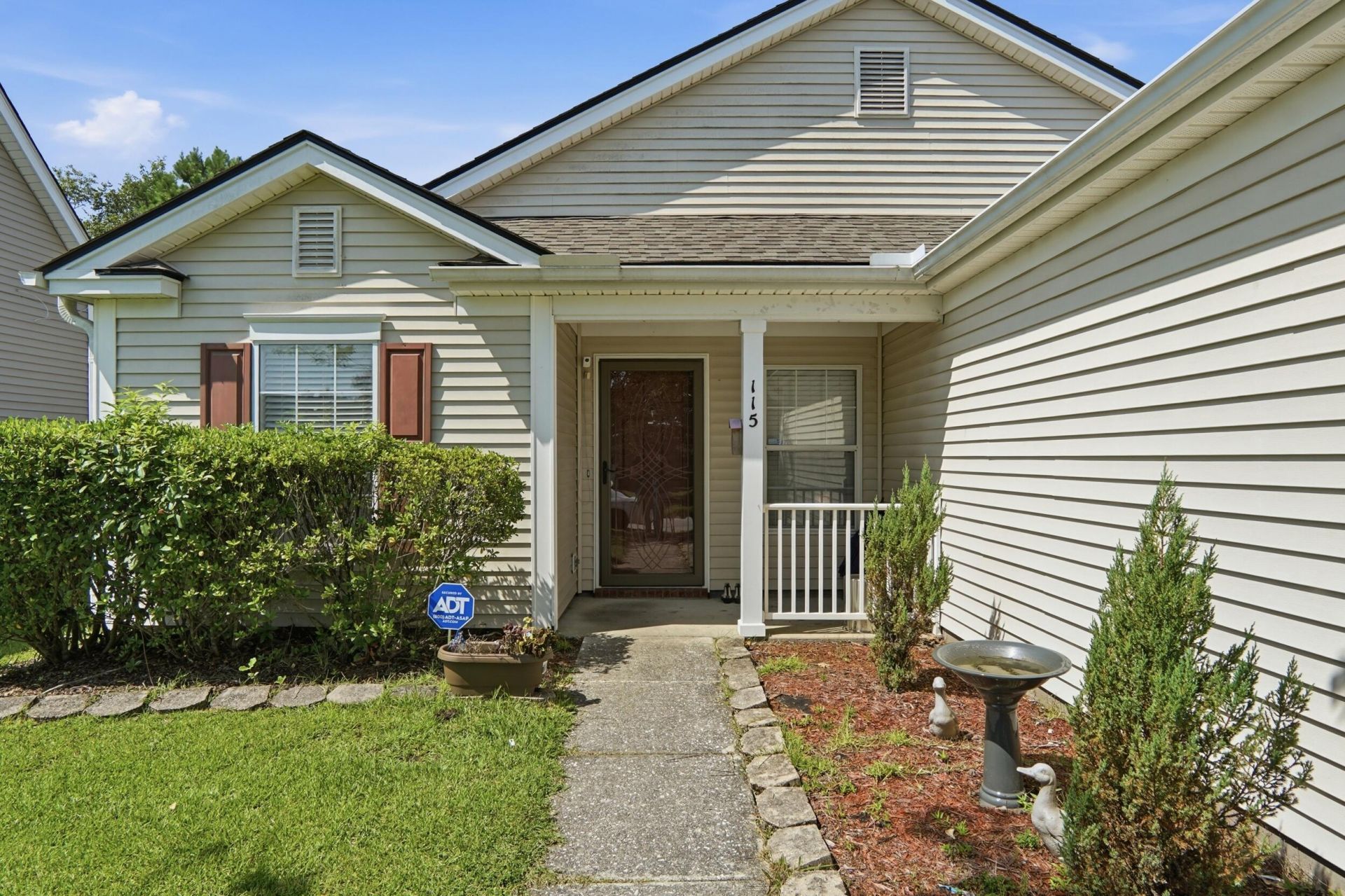 115 Blue Jasmine Lane Photo 4