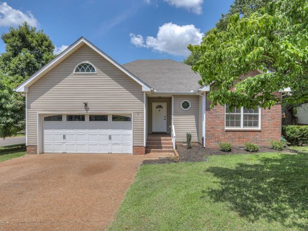 514 Rhodes Cir , Gallatin, TN 37066