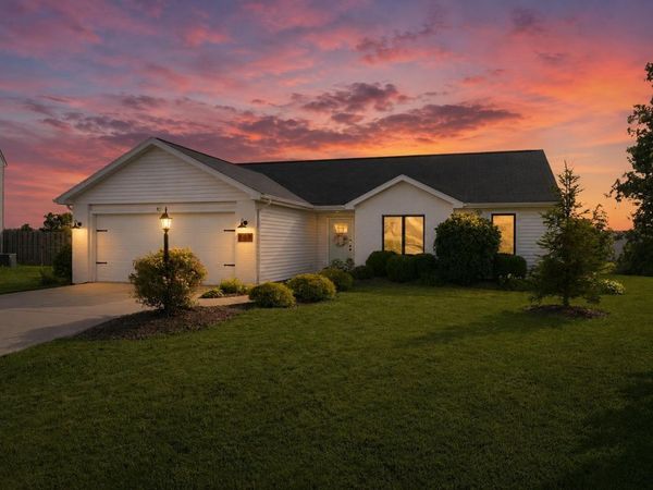 207 Hamilton Meadows Cove, Fort Wayne, IN 46814
