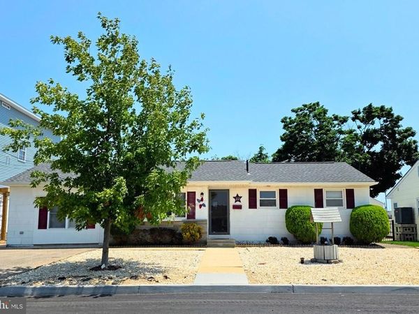 22 N FORECASTLE DRIVE, TUCKERTON, NJ 08087
