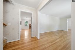718 Trafalgar Dr.  photo 4