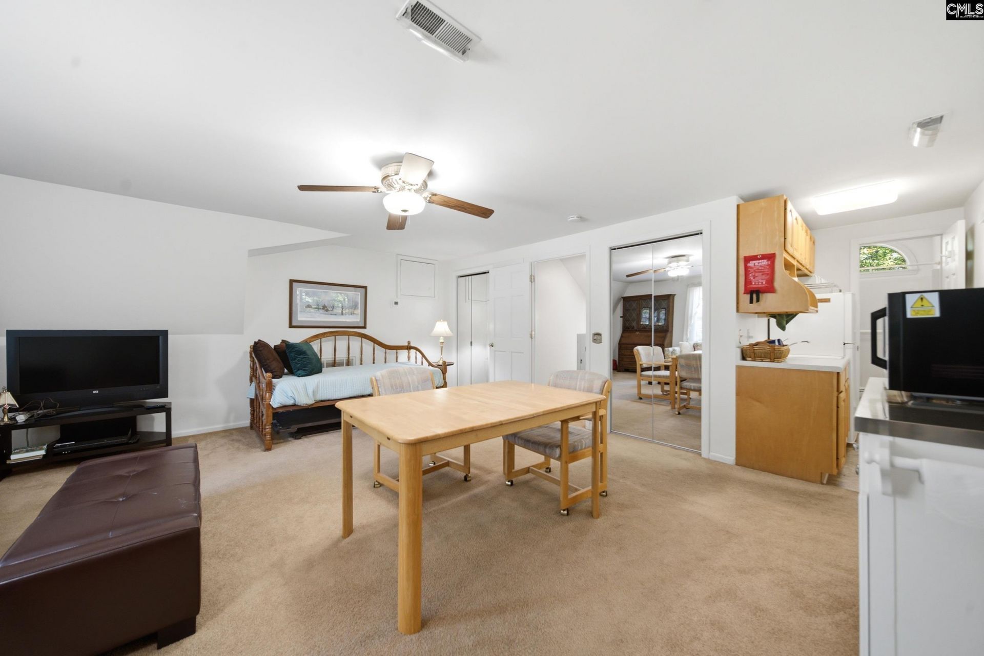 718 Trafalgar Dr.  Photo 28