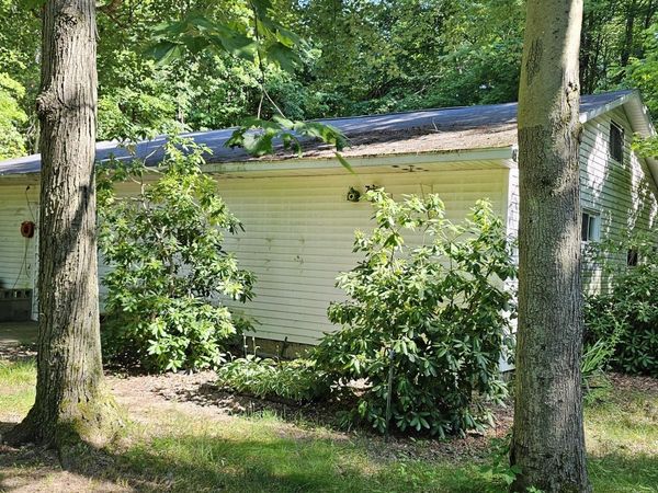 5780 104th Avenue, Grand Junction, MI 49056