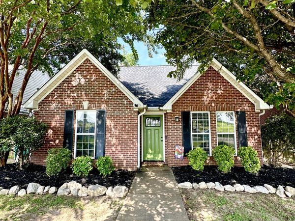 579 Mitchell Ave., Guntown, MS 38849