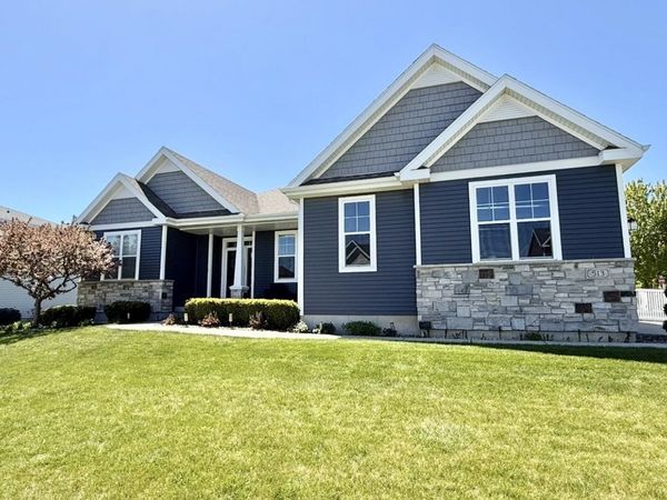 513 Chads Crossing, Verona, WI 53593