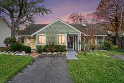 1131 Daffodil Lane photo 4