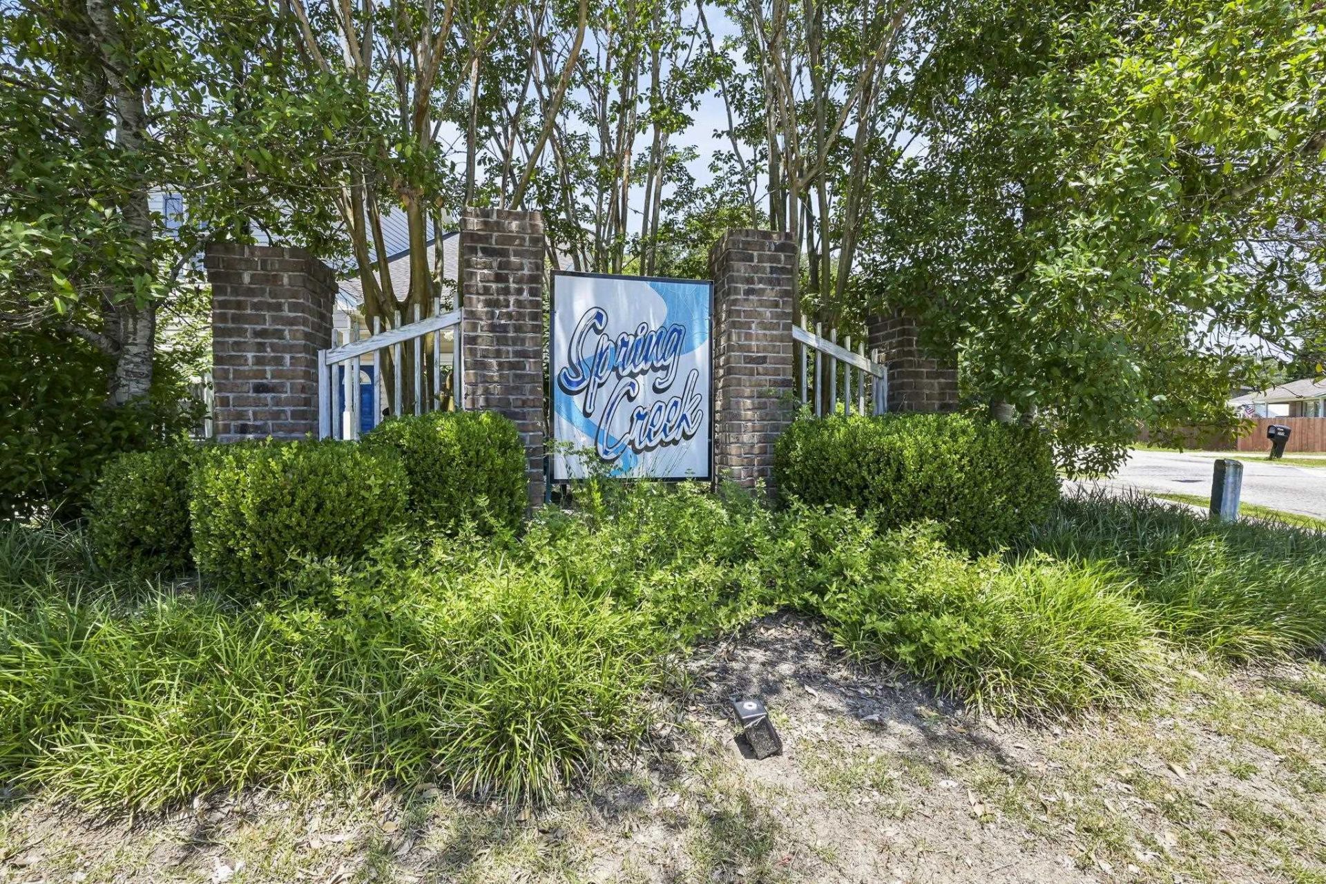 100 Spring Creek Dr. Photo 26