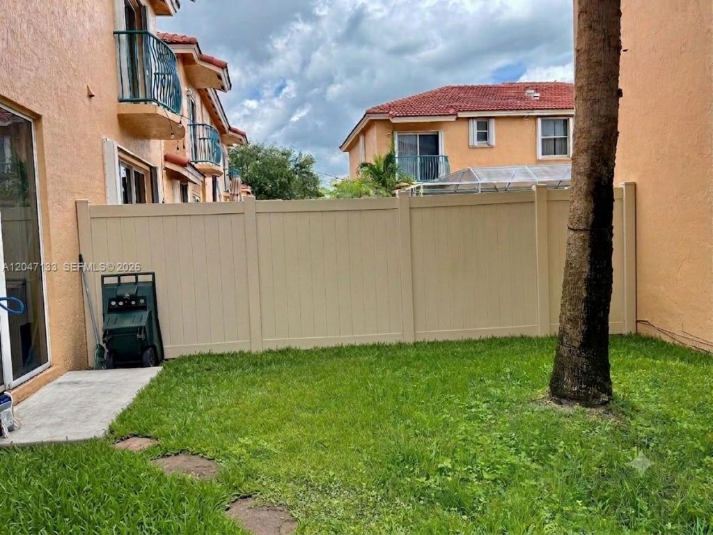 16149 NW 22nd St, Pembroke Pines, FL 33028 Photo