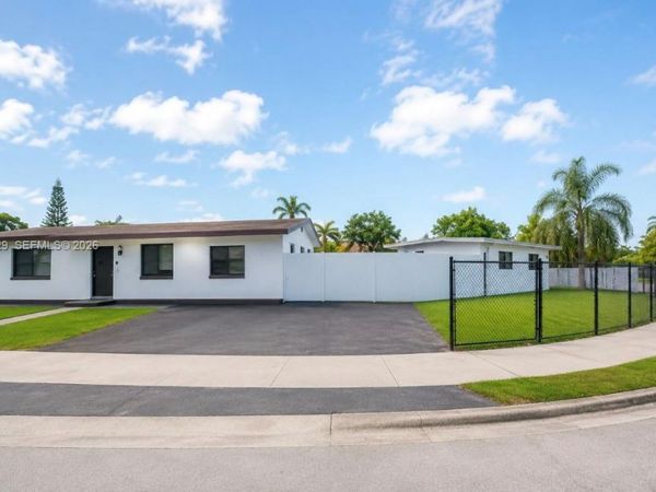 10955 SW 223rd St, Miami, FL 33170