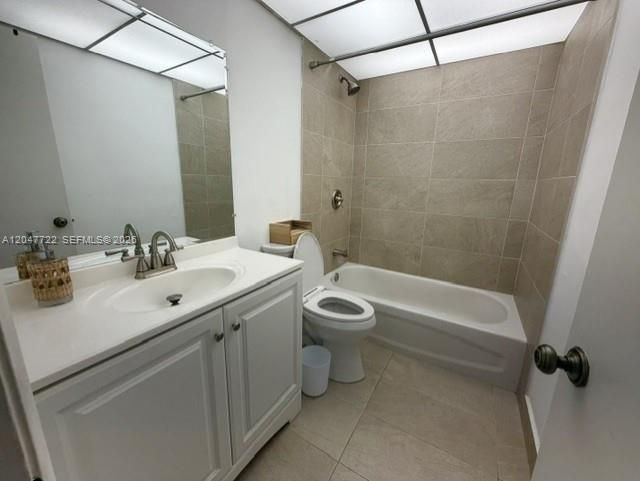 8700 SW 133rd Ave Rd , Unit 302, Miami, FL 33183 Photo