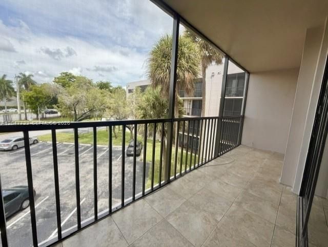 8700 SW 133rd Ave Rd , Unit 302, Miami, FL 33183 Photo
