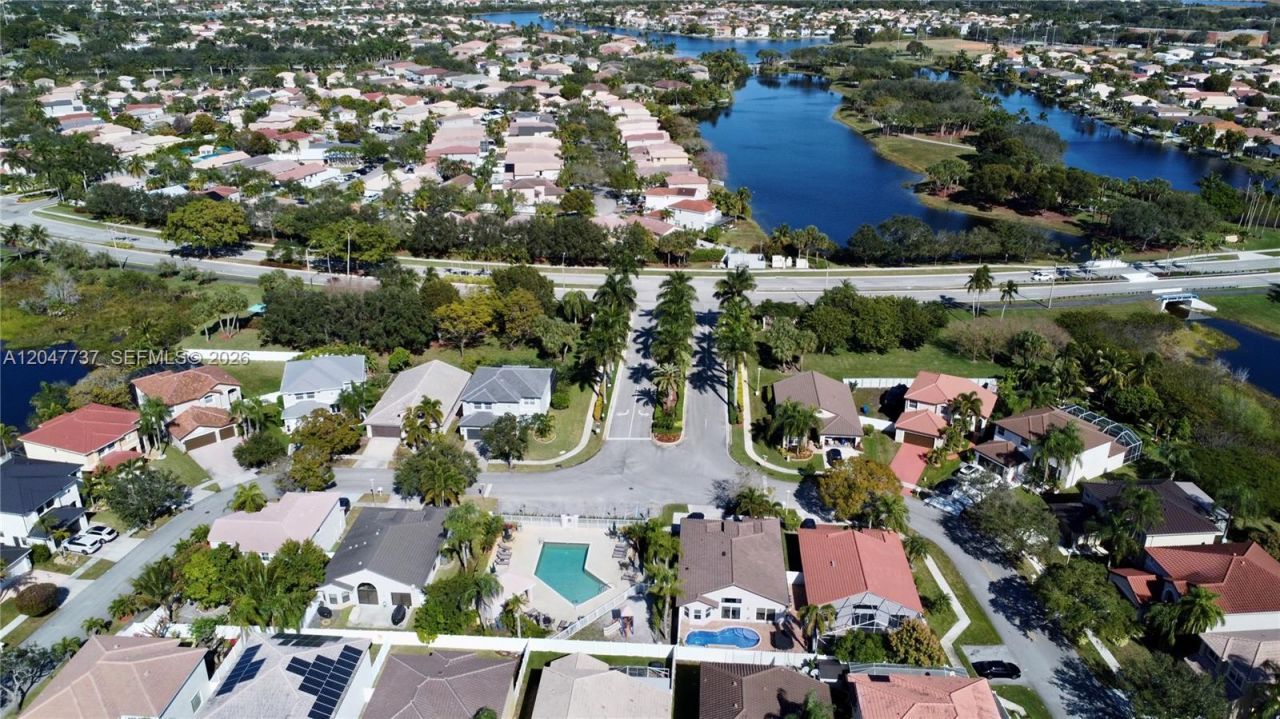 2754 SW 183rd Ave, Miramar, FL 33029 Photo