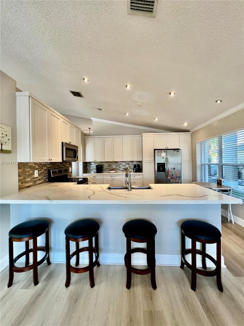 2754 SW 183rd Ave, Miramar, FL 33029 Photo