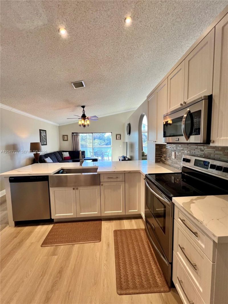 2754 SW 183rd Ave, Miramar, FL 33029 Photo
