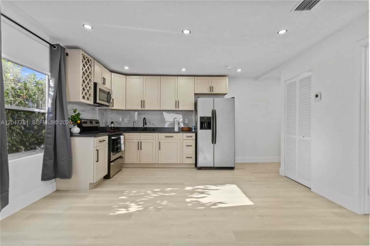 171 W 13th St , Unit 171, Hialeah, FL 33010 Photo