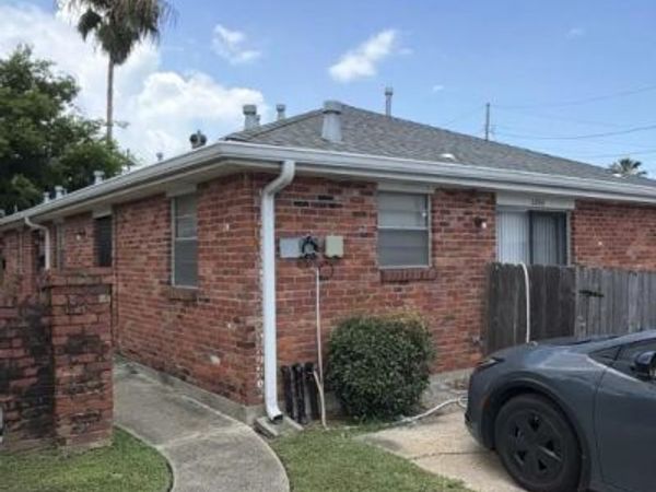 2808 LONGWOOD Drive, Unit A, Metairie, LA 70003
