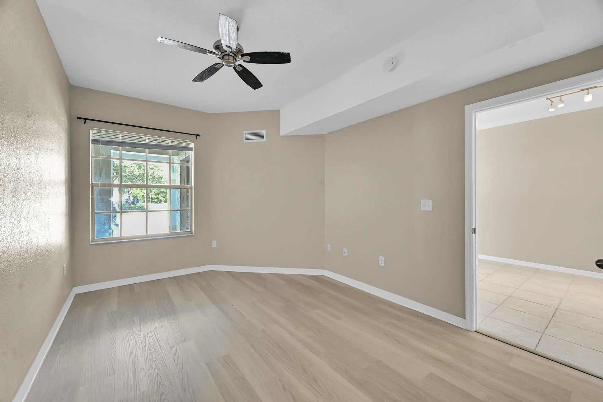 196 SE Kitching Circle, Stuart, FL 34994 Photo