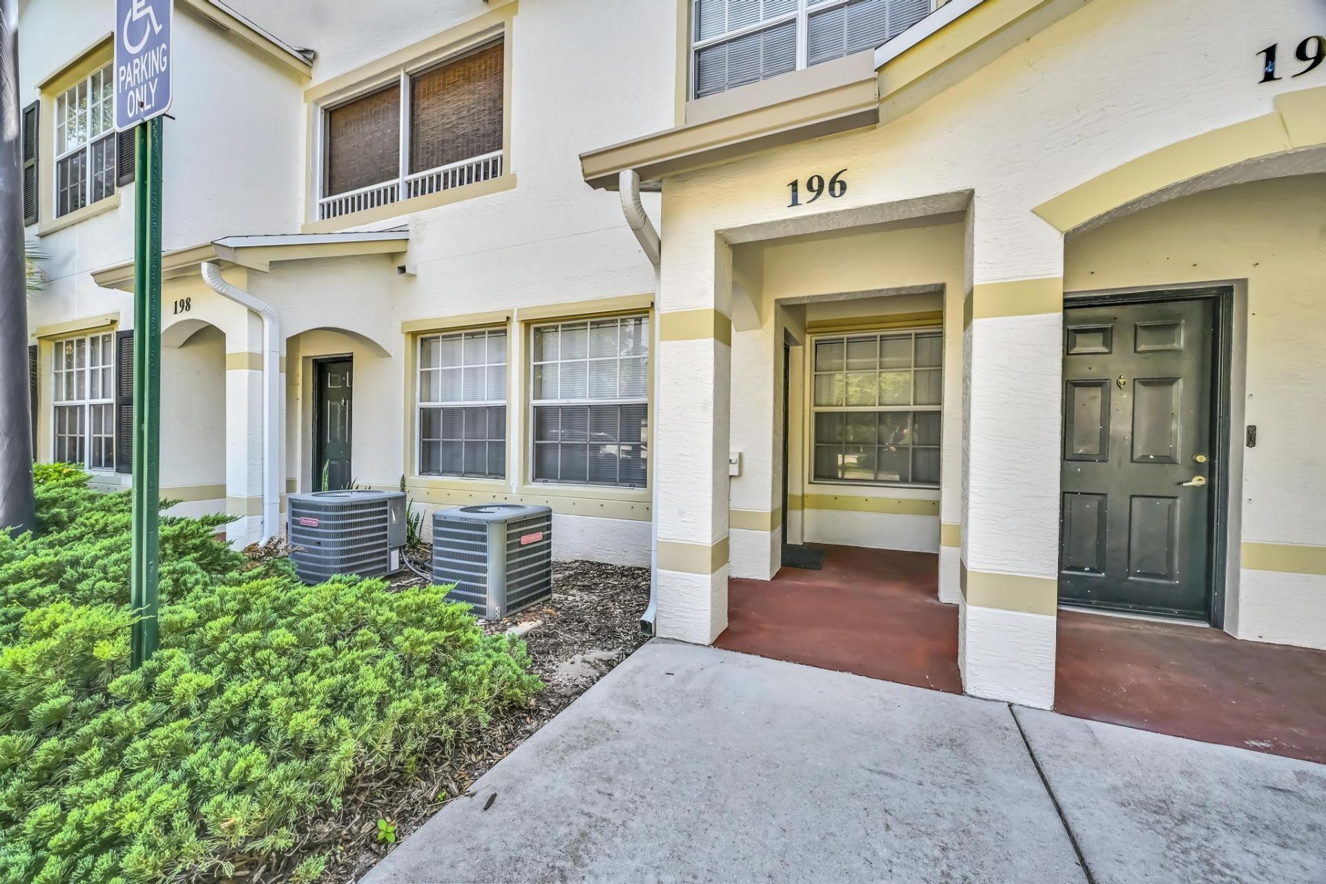 196 SE Kitching Circle, Stuart, FL 34994 Photo