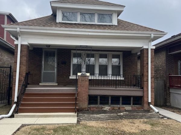 5827 S Spaulding Avenue , Chicago, IL 60629