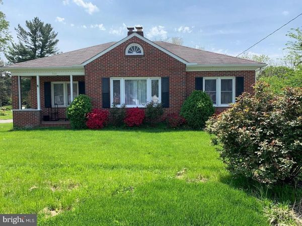 708 E MAIN STREET , MIDDLETOWN, MD 21769