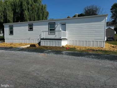 1395 BOWMANSVILLE ROAD, Unit 27, MOHNTON, PA 19540