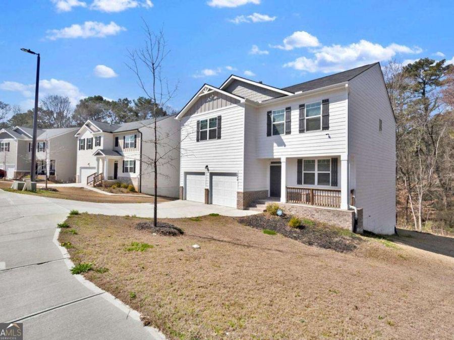 Property Image 4