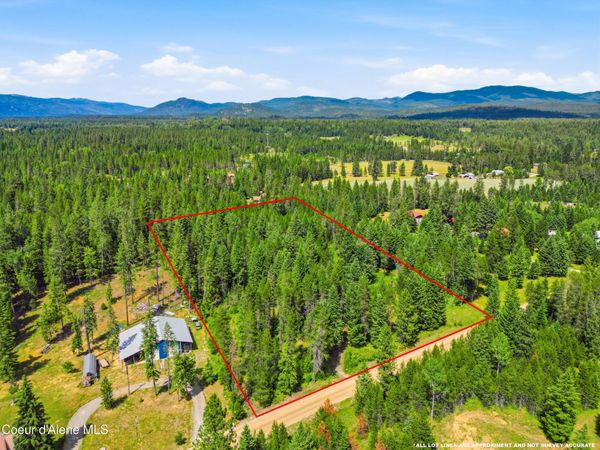 321 Winterton RD , Sandpoint, ID 83864