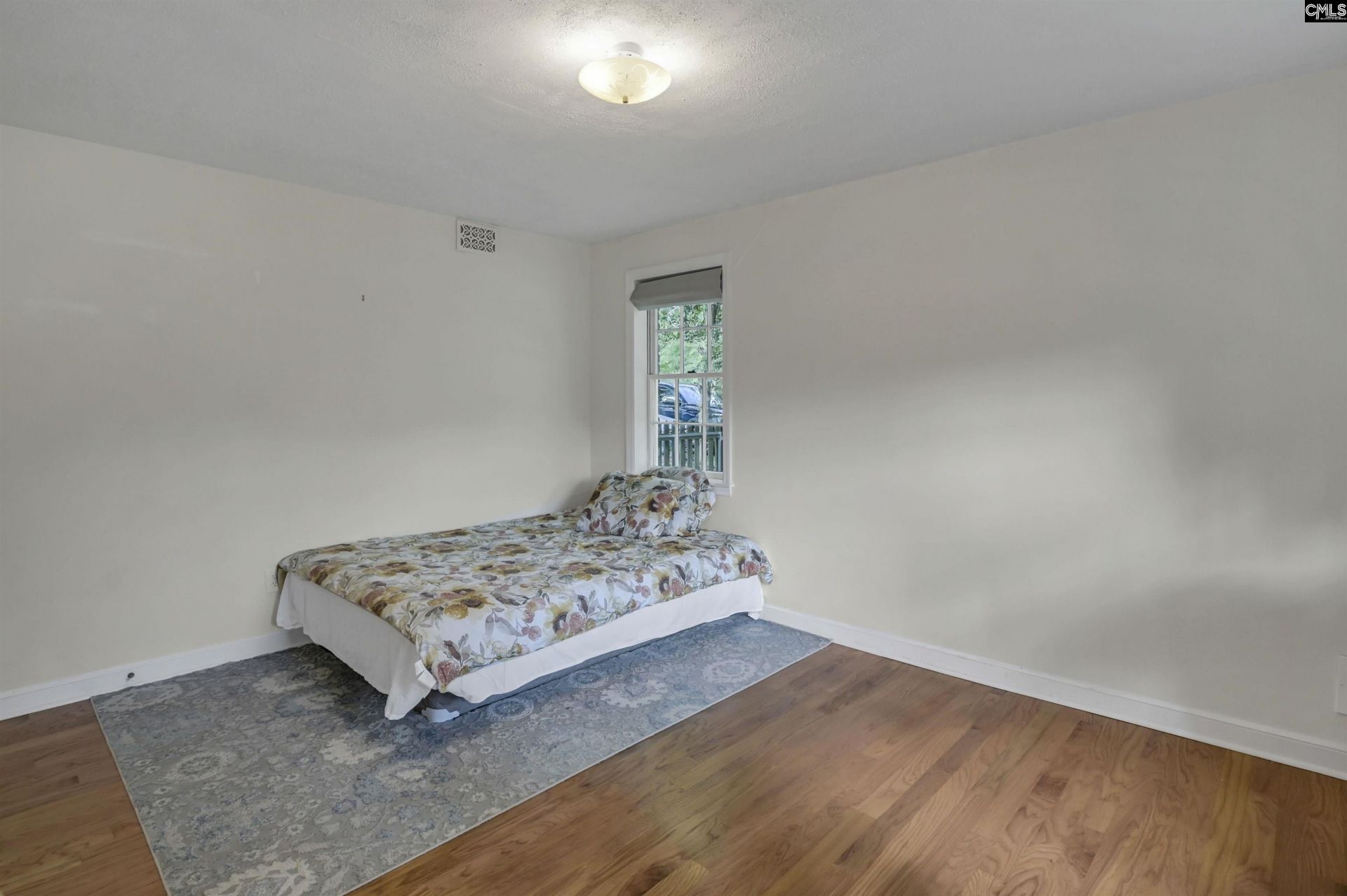 263 Tram Road  Photo 16