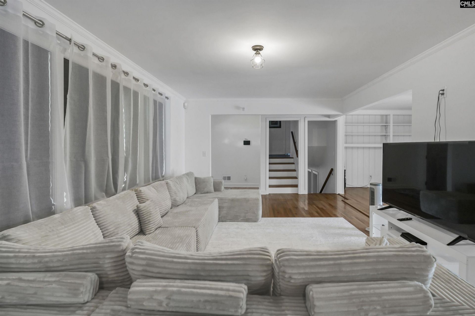 263 Tram Road  Photo 5