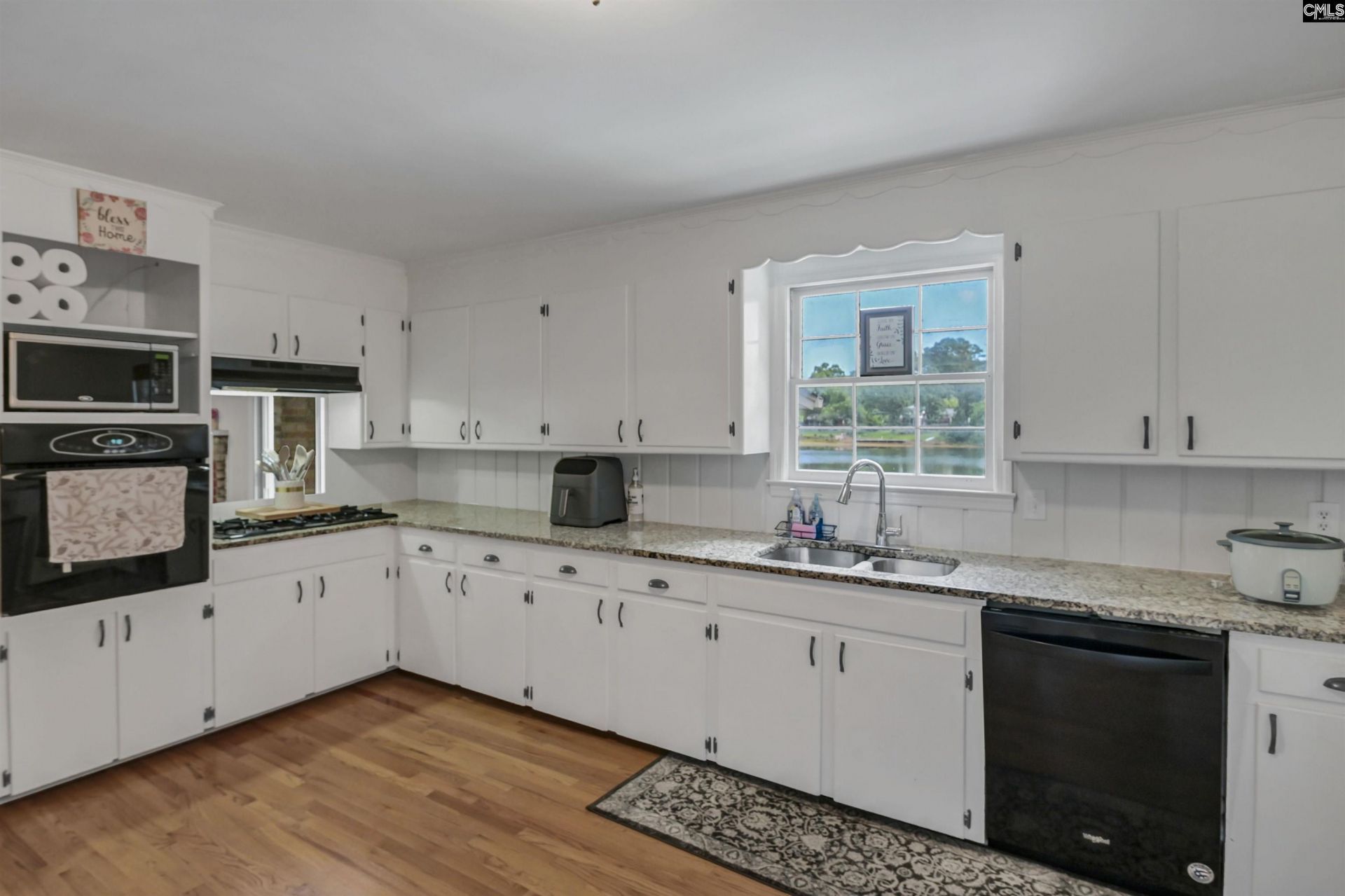 263 Tram Road  Photo 8
