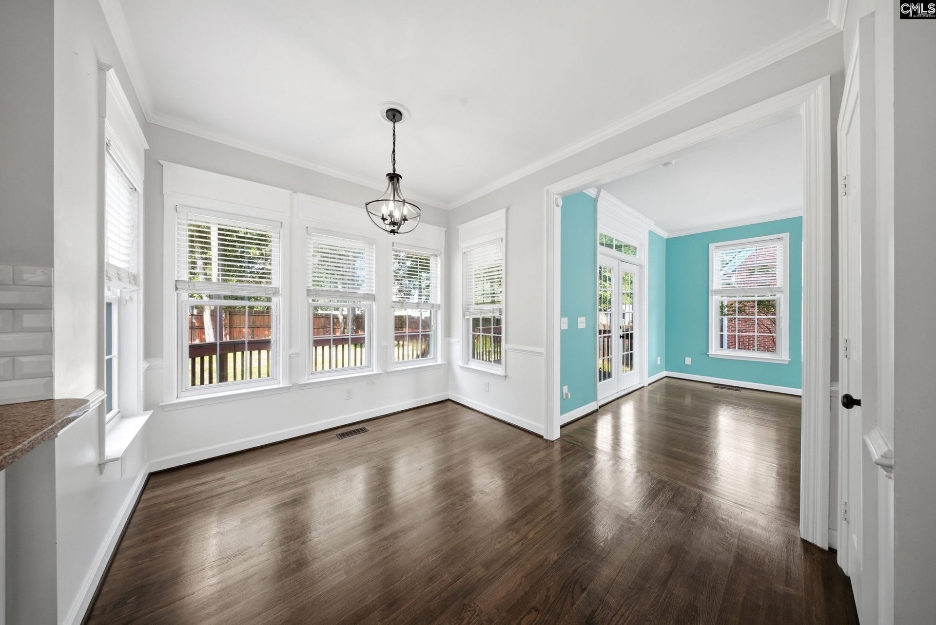 303 Plantation Parkway  Photo 12