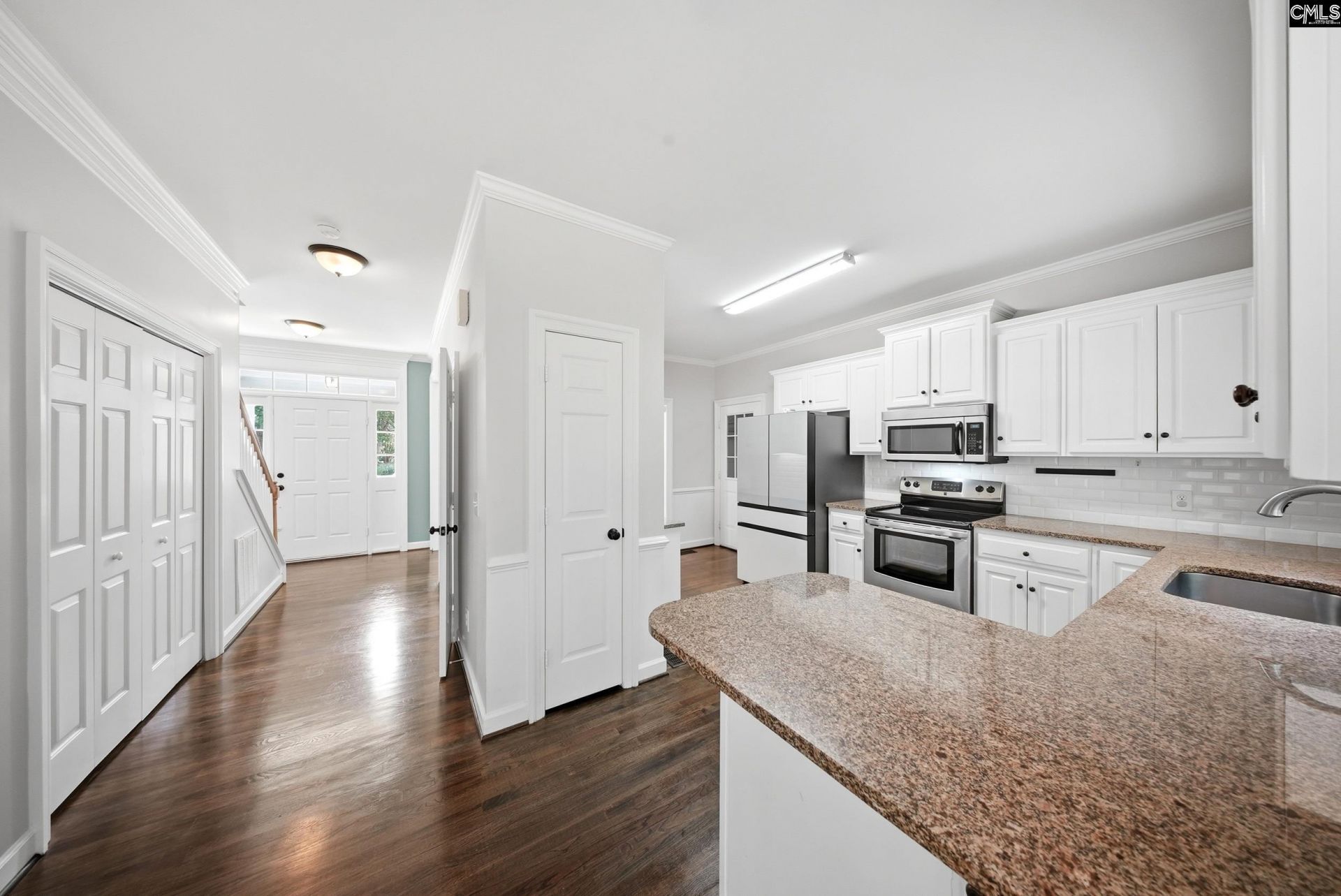 303 Plantation Parkway  Photo 14