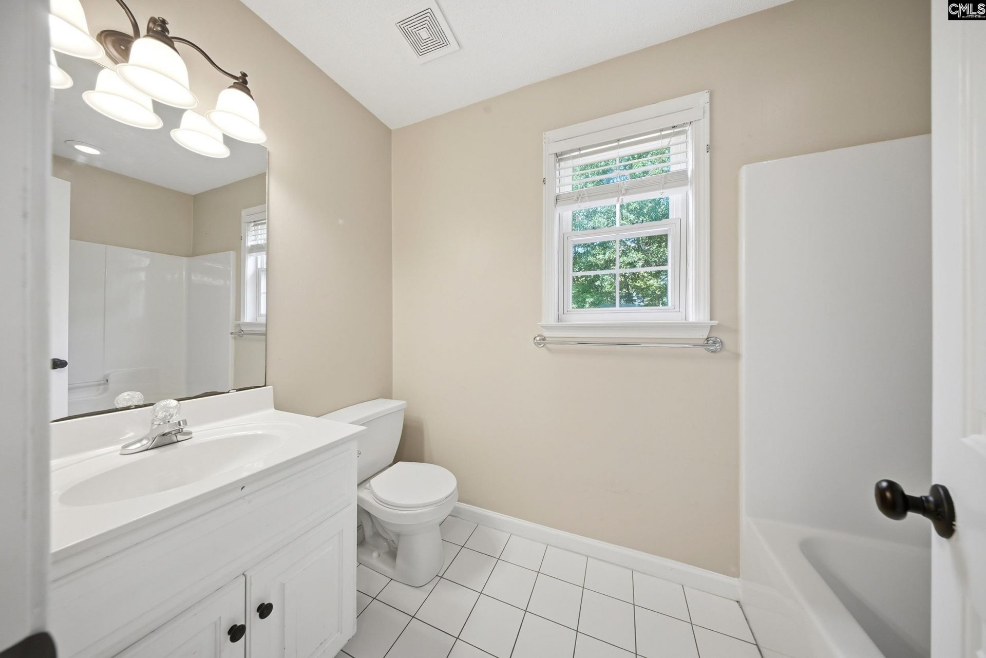 303 Plantation Parkway  Photo 19